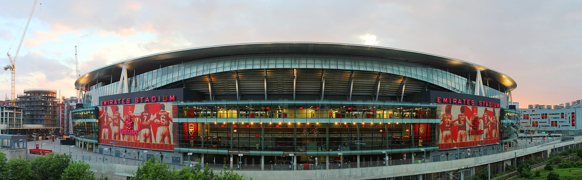 Emirates Stadium o zmierzchu